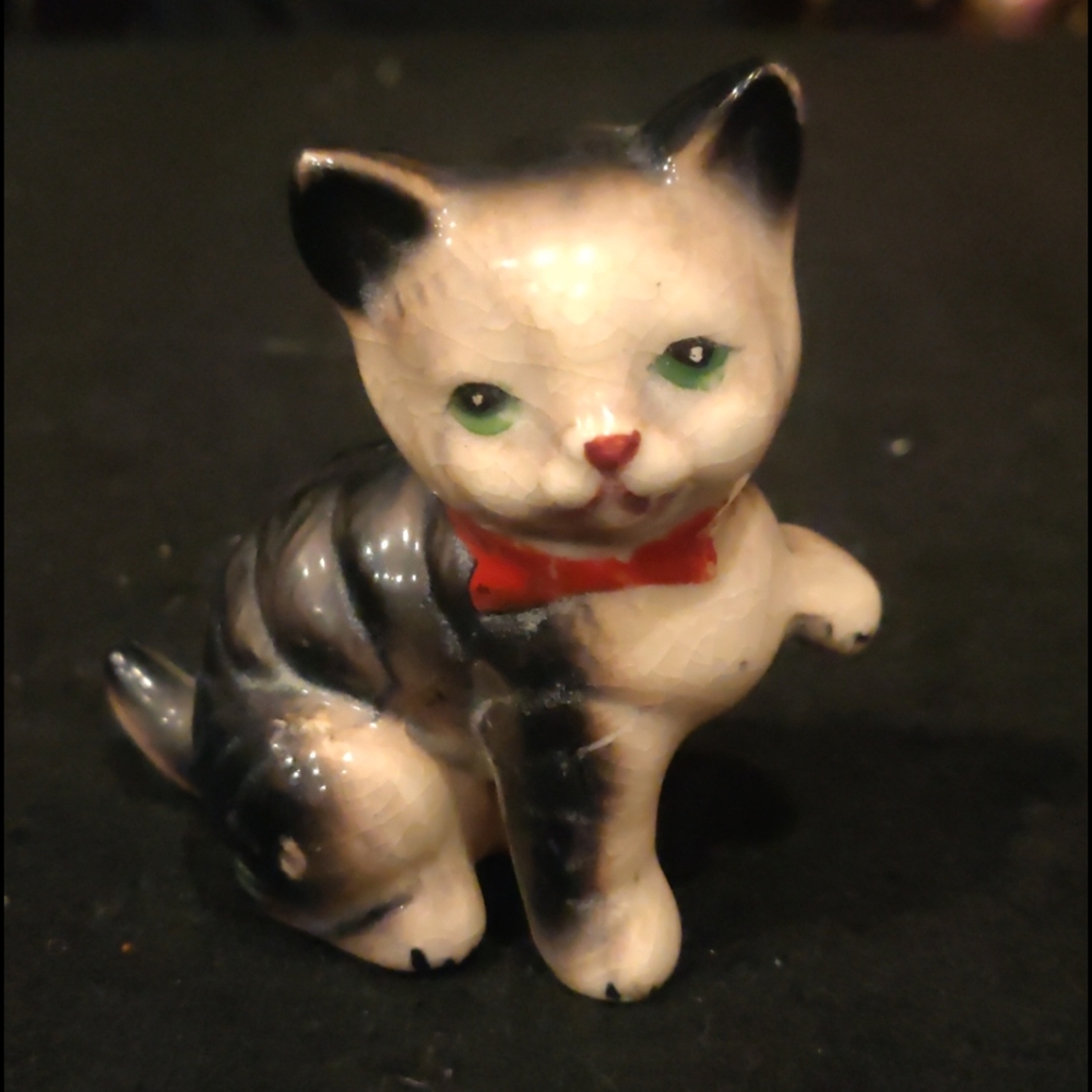Empress Cat Figurine